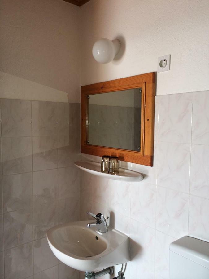 Apartments Villa Jusup Starigrad Paklenica Exterior photo